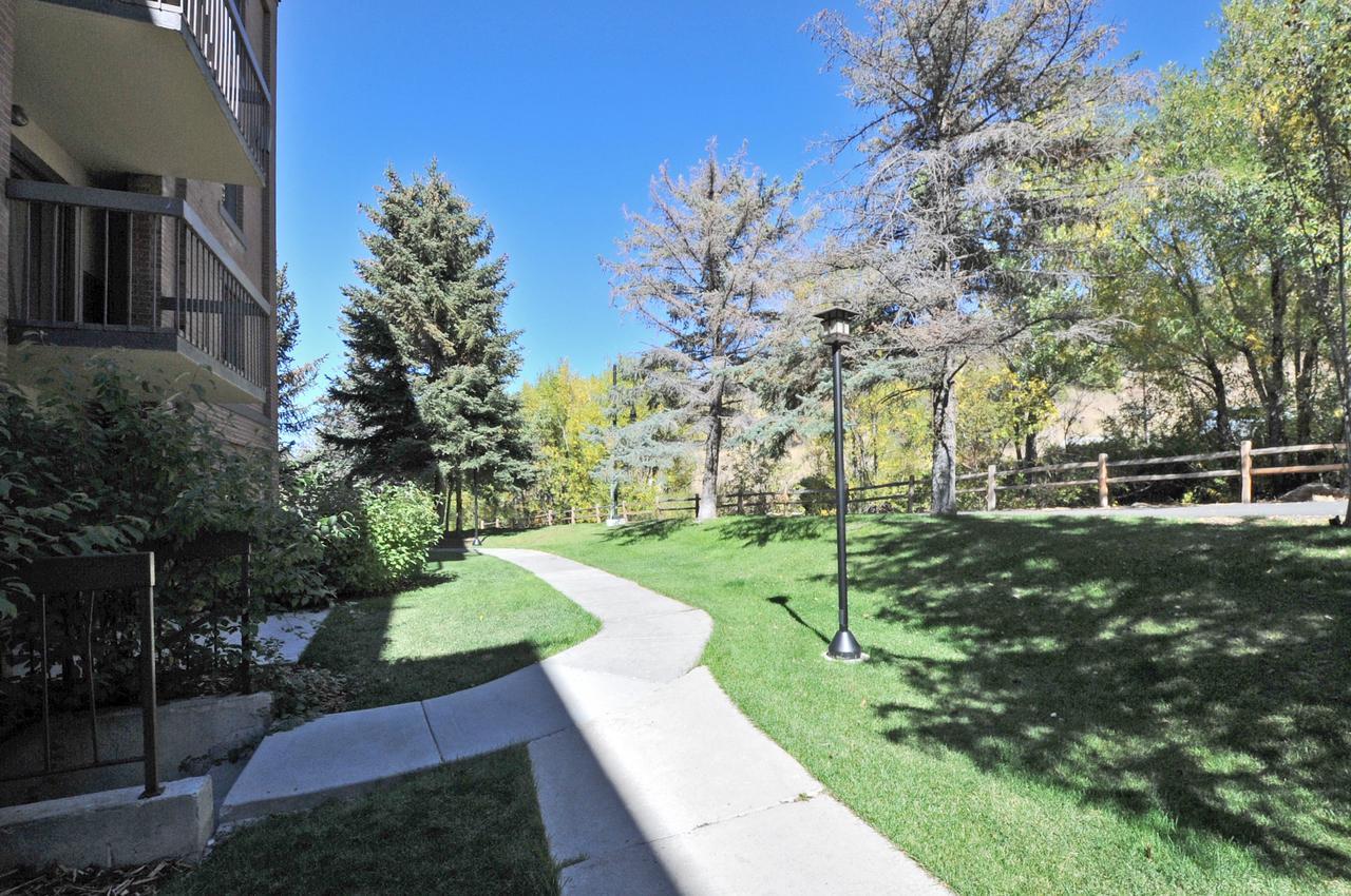 Park Station Condominmium Hotel Парк Сити Екстериор снимка